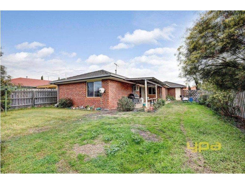 8 Brindalee Way, Hillside VIC 3037
