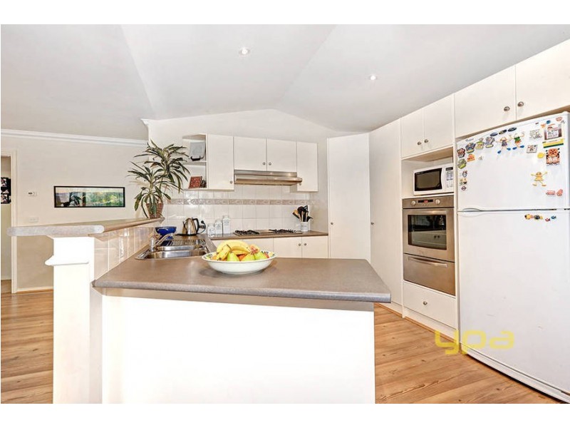 12 Callender Way, Hillside VIC 3037