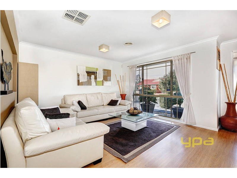 3 Mordaunt Drive, Hillside VIC 3037