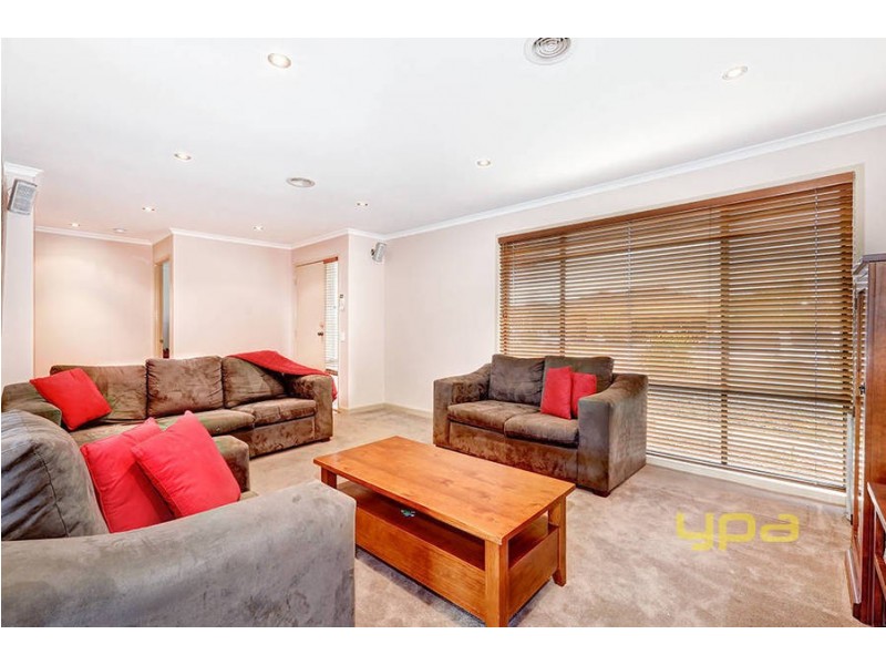 24 Pimelea Way, Hillside VIC 3037