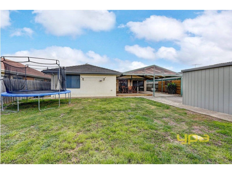 24 Pimelea Way, Hillside VIC 3037