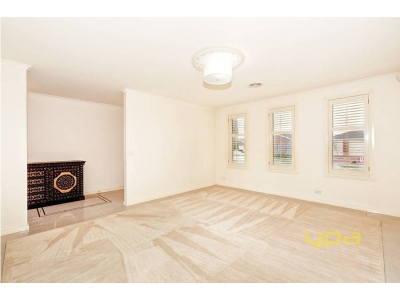 1/3 Padula Court, Hillside VIC 3037