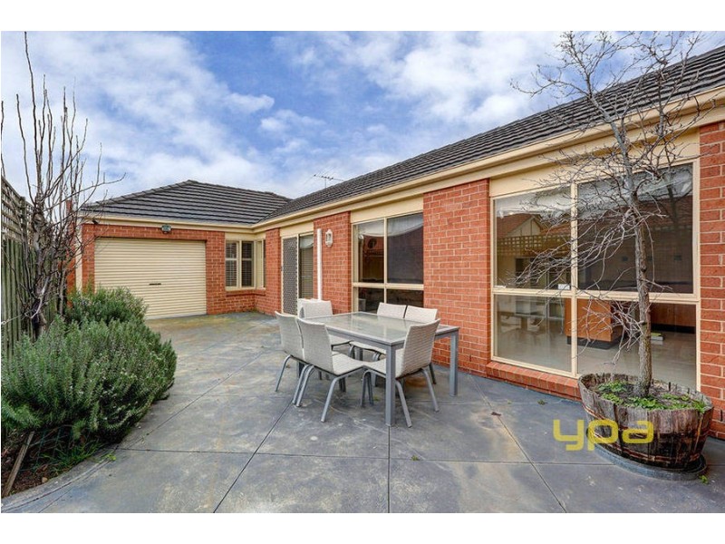 1/3 Padula Court, Hillside VIC 3037