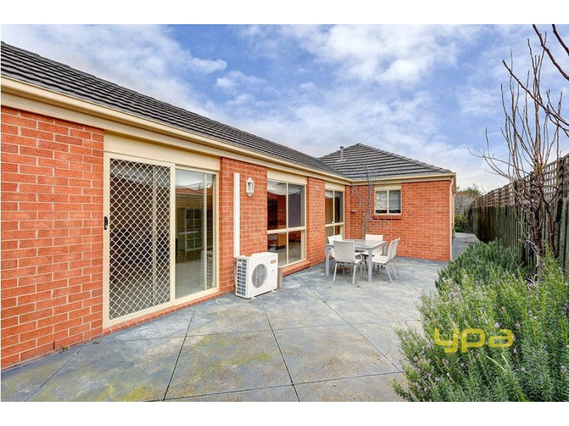 1/3 Padula Court, Hillside VIC 3037