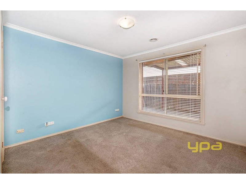 9 Kurrajong Road, Delahey VIC 3037