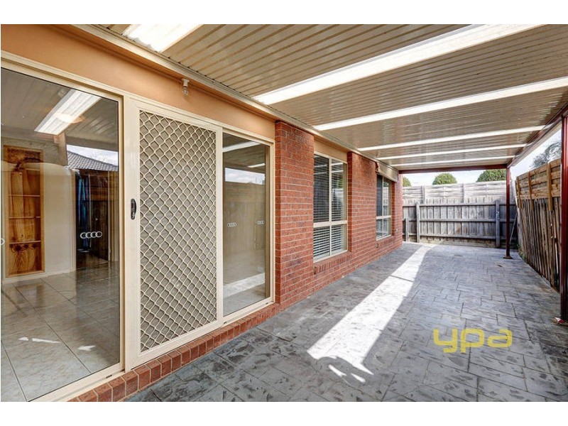 9 Kurrajong Road, Delahey VIC 3037