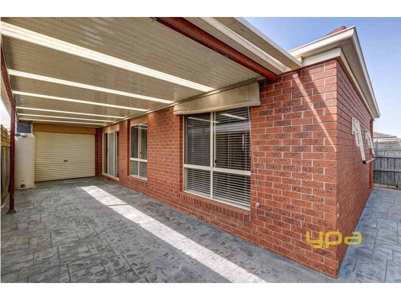 9 Kurrajong Road, Delahey VIC 3037