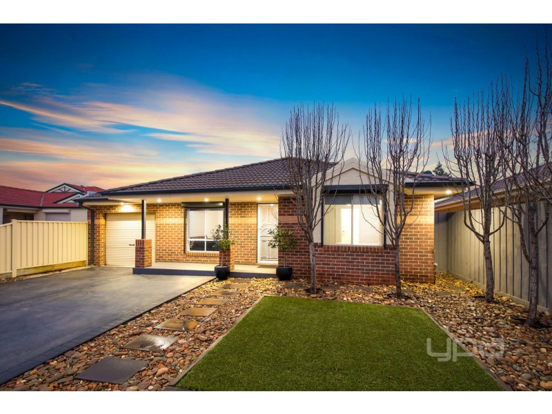 29 Santolin Drive, Hillside VIC 3037