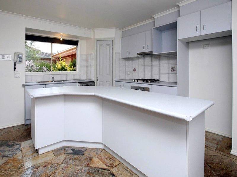 3 Brogil Walk, Sydenham VIC 3037