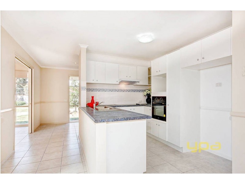 4 Hayfield Court, Sydenham VIC 3037