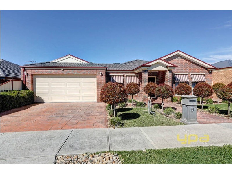 5 Edward Court, Taylors Hill VIC 3037