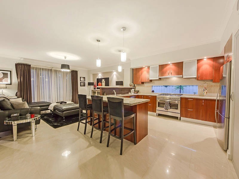 38 Nicholson Terrace, Taylors Hill VIC 3037