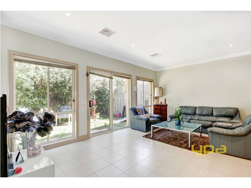 5/6 Lorraine Court, Hillside VIC 3037