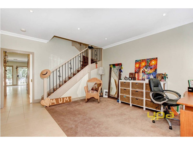 5/6 Lorraine Court, Hillside VIC 3037