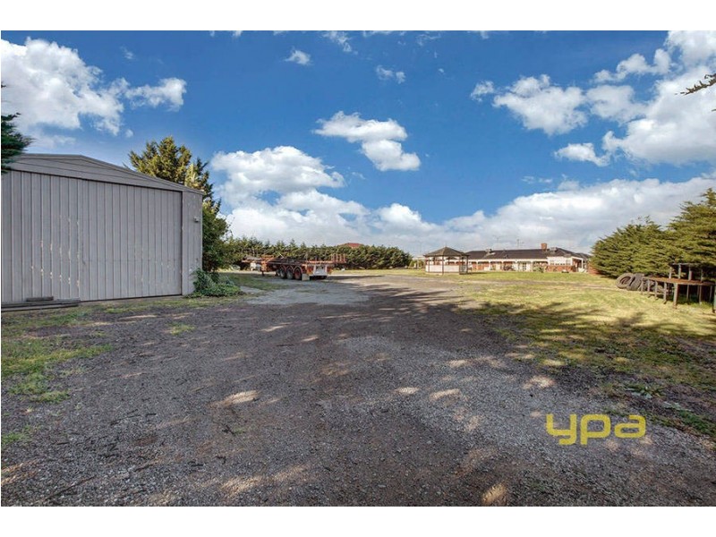 28 Gourlay Road, Hillside VIC 3037