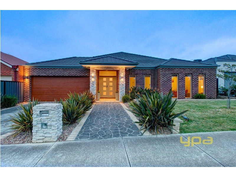 63 Banchory Avenue, Hillside VIC 3037