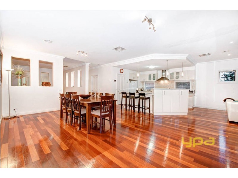 63 Banchory Avenue, Hillside VIC 3037