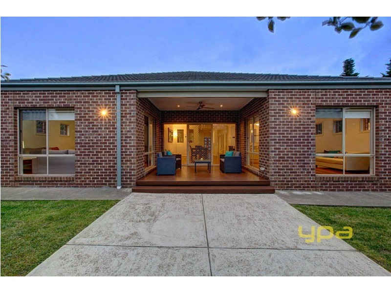 63 Banchory Avenue, Hillside VIC 3037