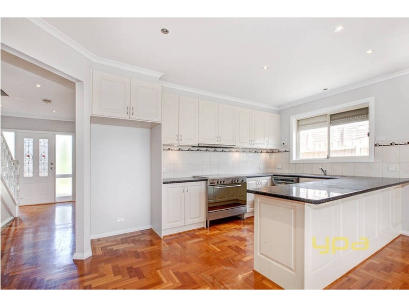 1 Reedy Walk, Taylors Hill VIC 3037