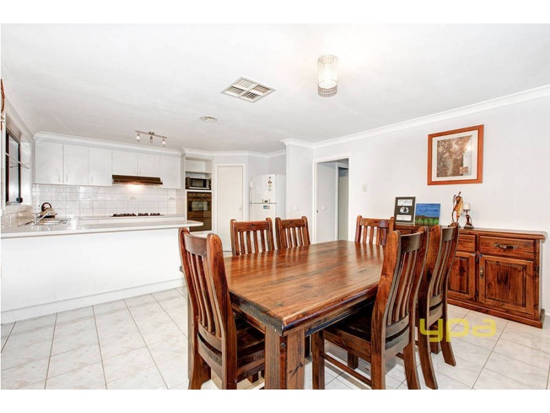 5 Wallace Street, Delahey VIC 3037