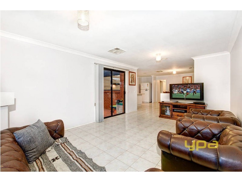 5 Wallace Street, Delahey VIC 3037