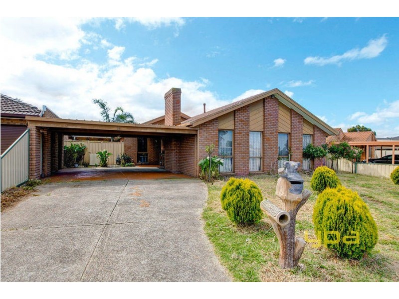 28 Morcambe Crescent, Keilor Downs VIC 3038