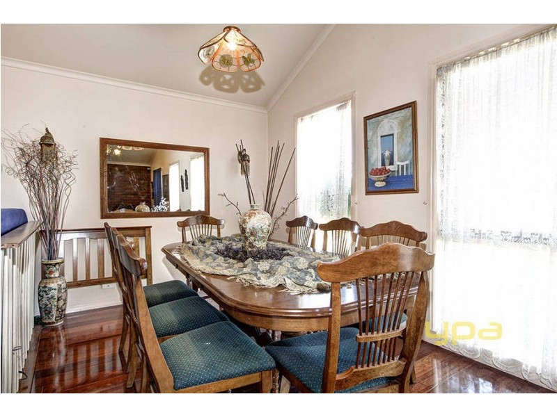 28 Morcambe Crescent, Keilor Downs VIC 3038