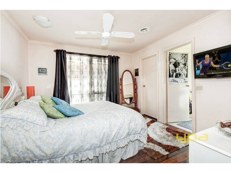 28 Morcambe Crescent, Keilor Downs VIC 3038