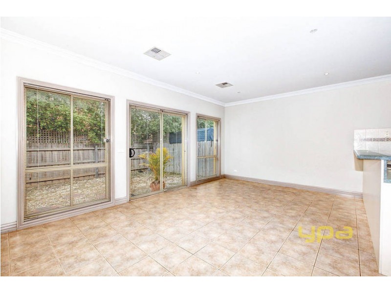 3/6 Lorraine Court, Hillside VIC 3037