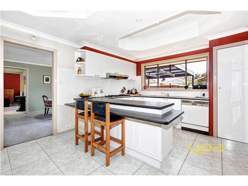 14 Belair Court, Taylors Lakes VIC 3038