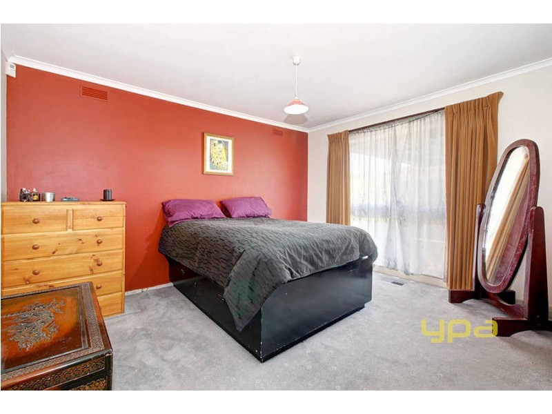 14 Belair Court, Taylors Lakes VIC 3038