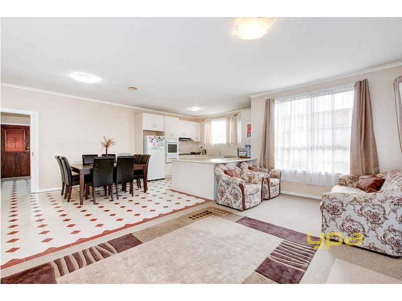 24 Rye Court, Delahey VIC 3037