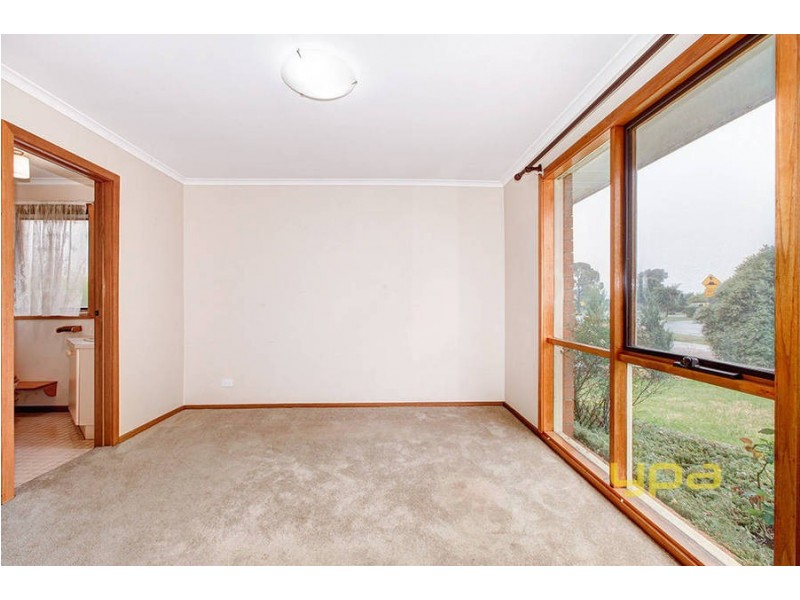 3 Lionheart Avenue, Taylors Lakes VIC 3038