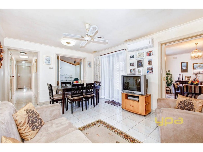 60 Apollo Road, Taylors Lakes VIC 3038