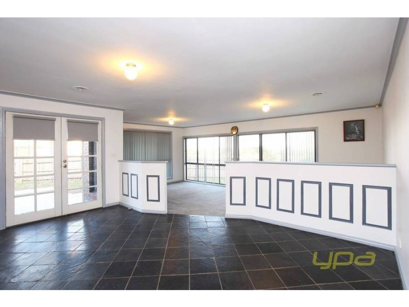 31 Bedingham Drive, Hillside VIC 3037