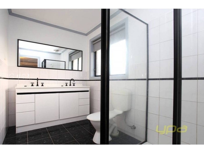 31 Bedingham Drive, Hillside VIC 3037