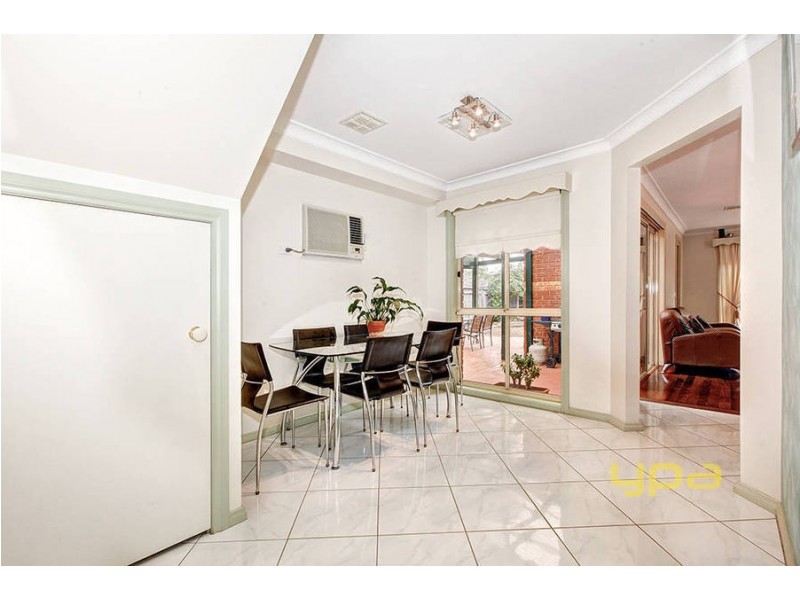 82 Yeats Drive, Delahey VIC 3037