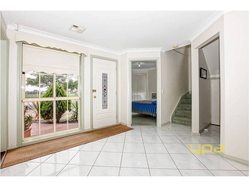 82 Yeats Drive, Delahey VIC 3037