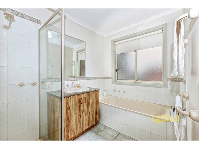 82 Yeats Drive, Delahey VIC 3037