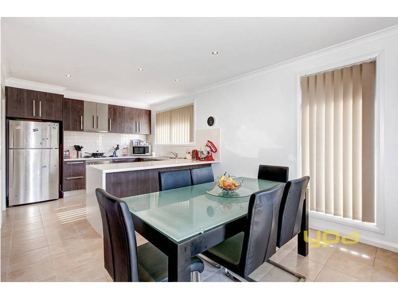 3/5 Normanby Street, Sydenham VIC 3037