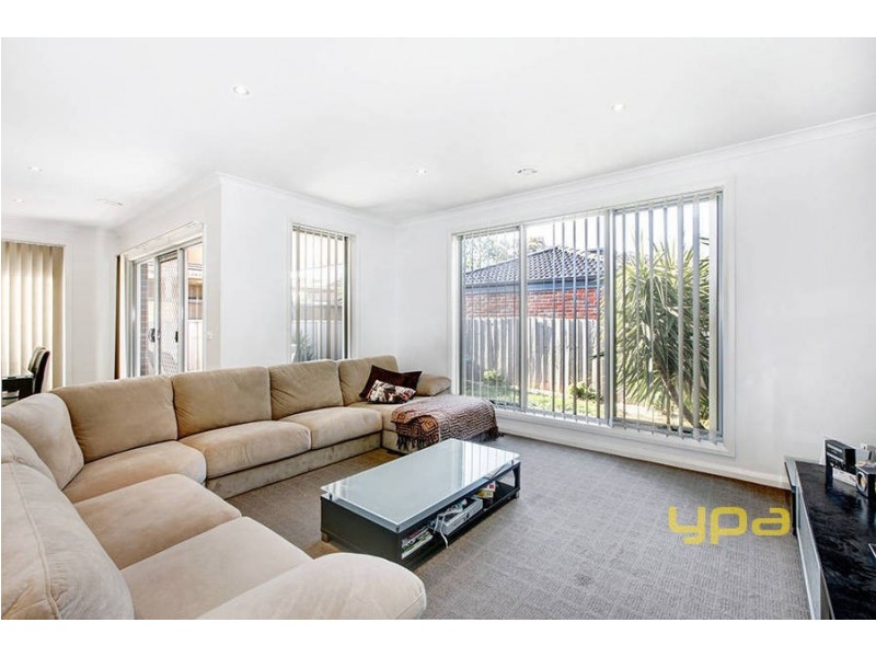 3/5 Normanby Street, Sydenham VIC 3037
