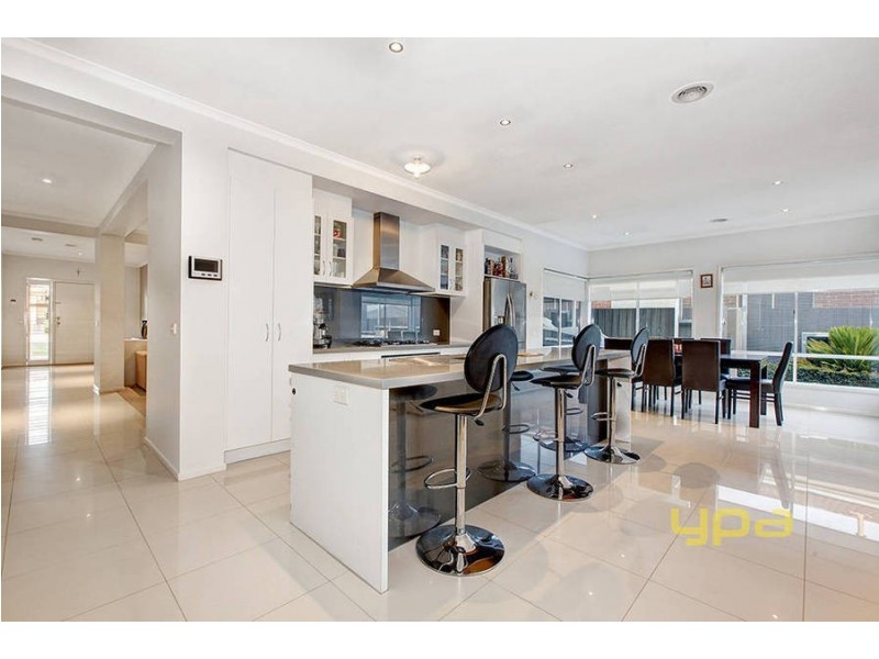 11 Pyrmont Terrace, Taylors Hill VIC 3037