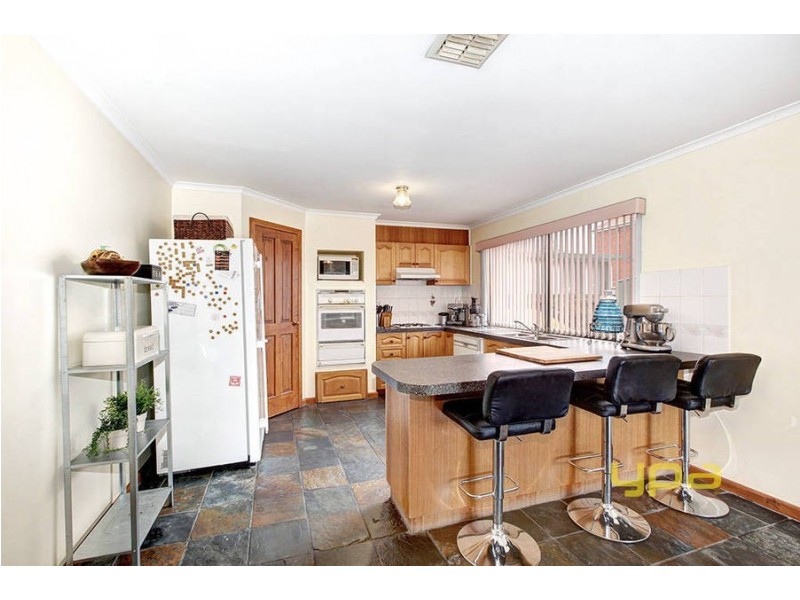 6 Pastoral Place, Sydenham VIC 3037