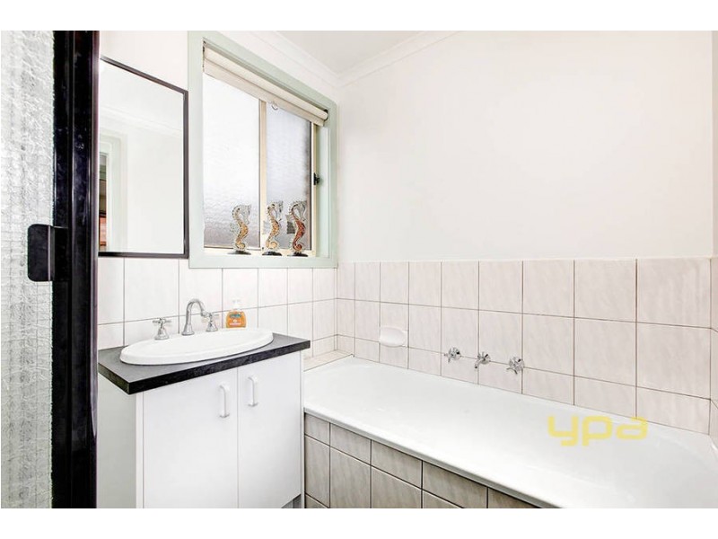 34 Blackwood Way, Delahey VIC 3037