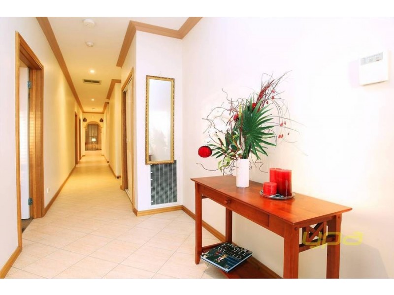 10a Buckingham Street, Sydenham VIC 3037