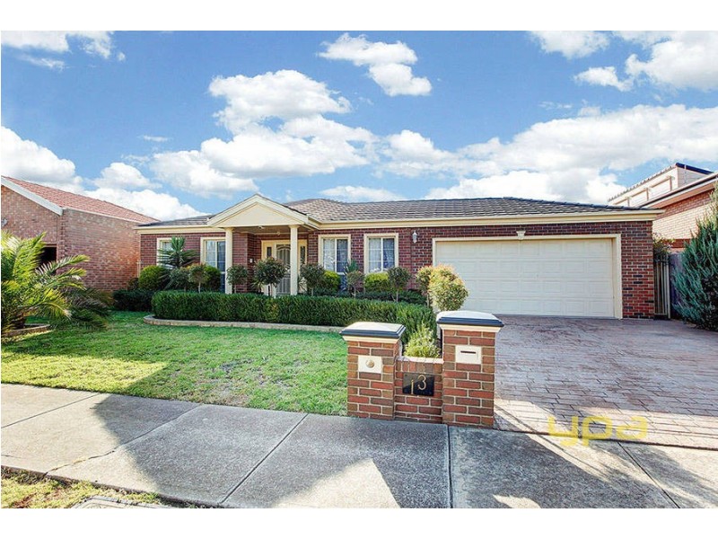 13 Muirs Court, Taylors Lakes VIC 3038