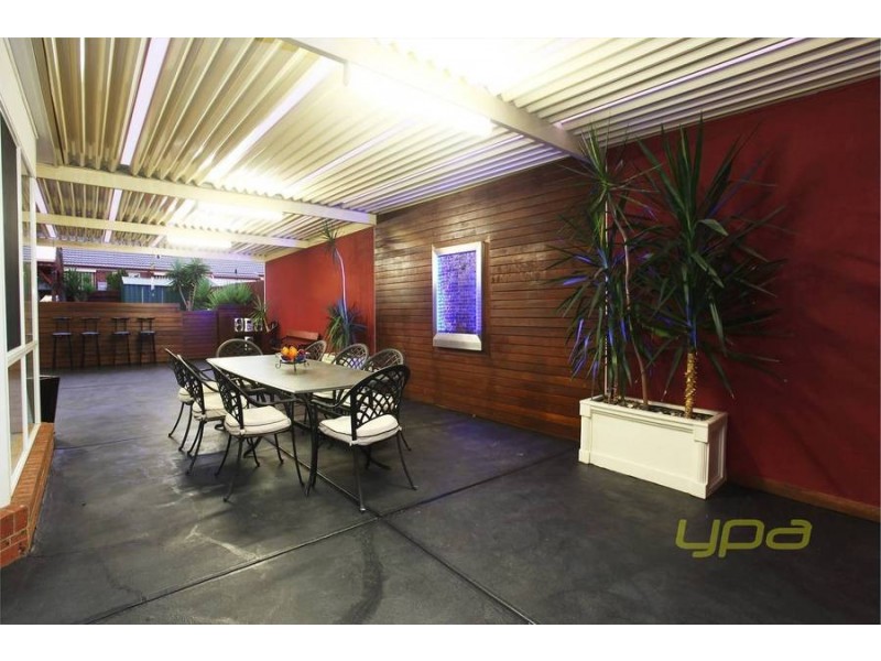 1 Torro Walk, Sydenham VIC 3037