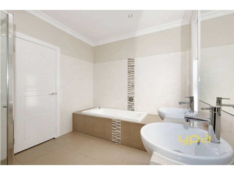 20 Rowlandson Place, Taylors Lakes VIC 3038