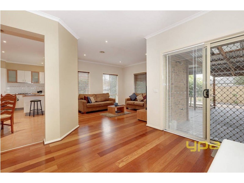 75 Durack Circuit, Taylors Hill VIC 3037