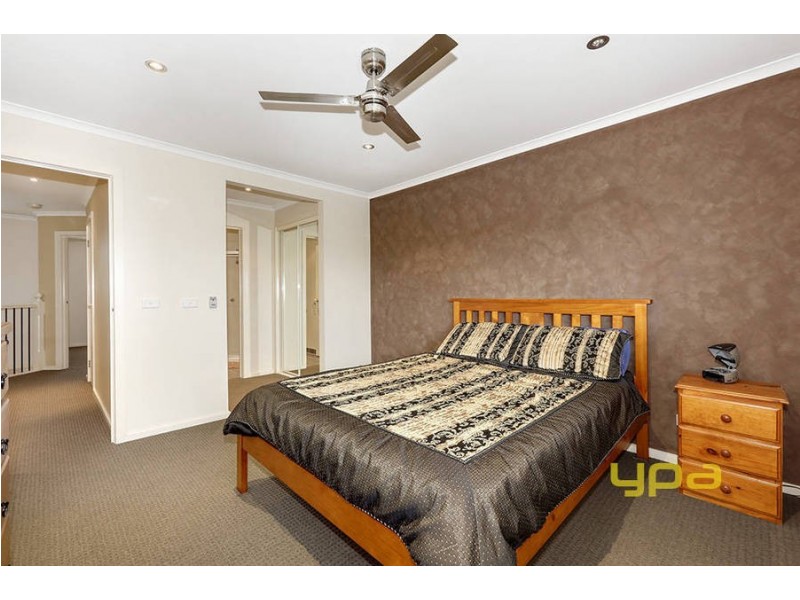 75 Durack Circuit, Taylors Hill VIC 3037